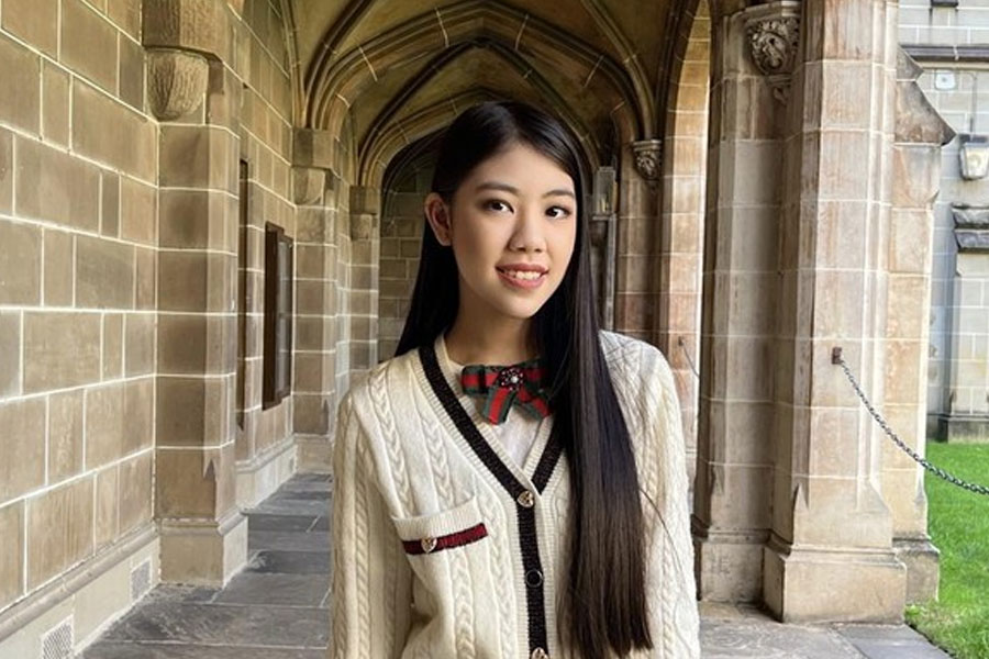 Selamat!-Influencer-Mischka-Aoki-Diterima-di-Oxford-dan-Stanford